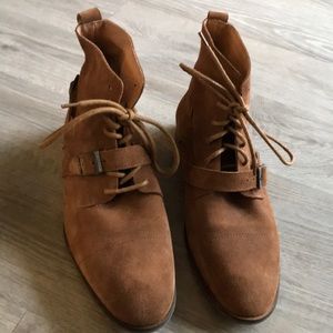 Steve Madden-Brand spankin new!!